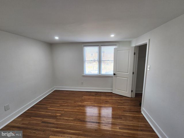 1374 KIMBERLY DR, Philadelphia, PA 19151