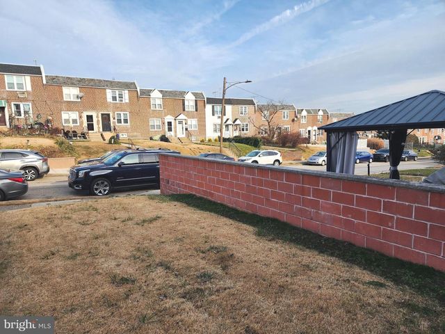 1374 KIMBERLY DR, Philadelphia, PA 19151