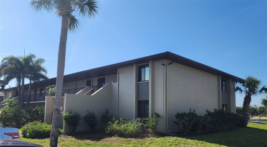 4056 OAKVIEW DRIVE E10, Port Charlotte, FL 33980