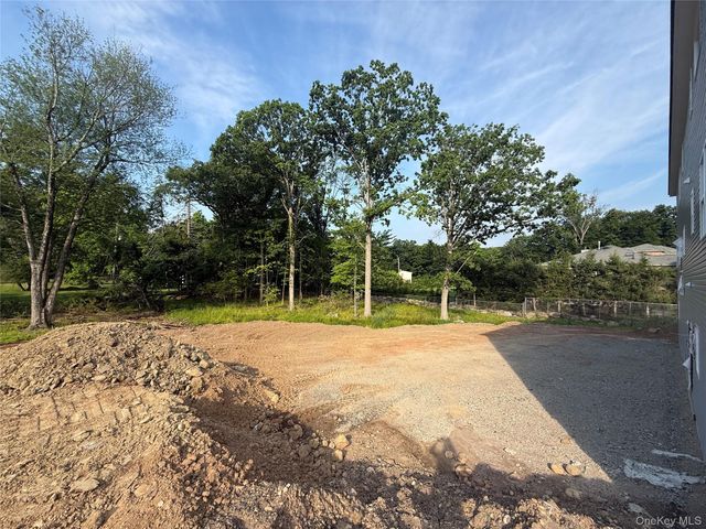 4 McCarthy Circle, Stony Point, NY 10980
