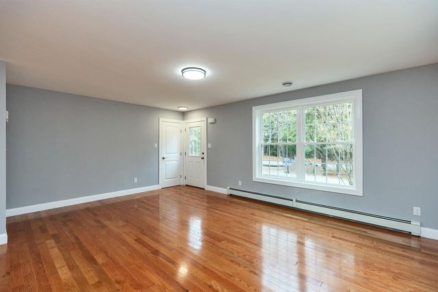 206 New Hampshire Route 119 E, Fitzwilliam, NH 03447