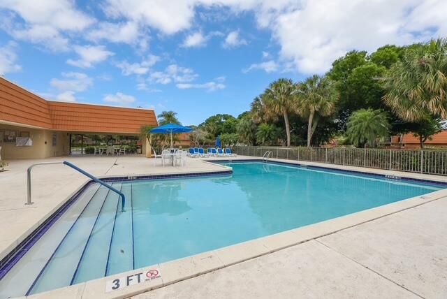 2903 SW 11th Place N, Deerfield Beach, FL 33442