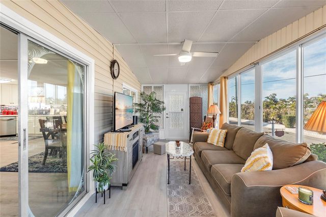 2107 PALMA SOLA BOULEVARD 10, Bradenton, FL 34209