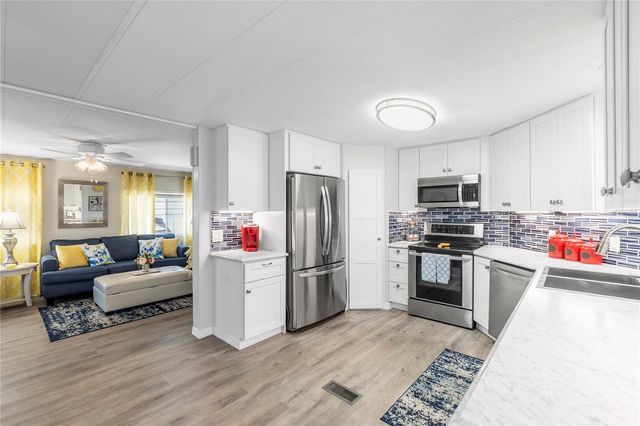 2107 PALMA SOLA BOULEVARD 10, Bradenton, FL 34209