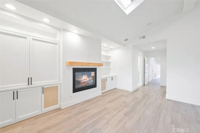 411 Goldenrod B, Corona Del Mar, CA 92625