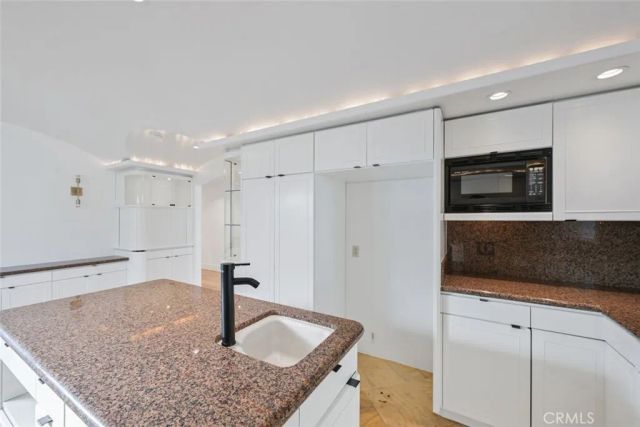 411 Goldenrod B, Corona Del Mar, CA 92625