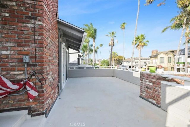 411 Goldenrod B, Corona Del Mar, CA 92625