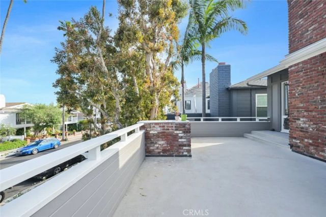 411 Goldenrod B, Corona Del Mar, CA 92625