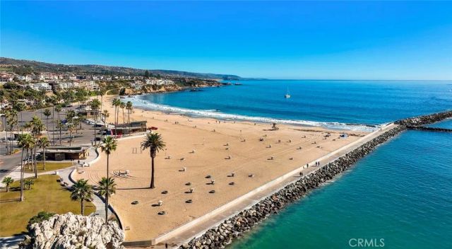 411 Goldenrod B, Corona Del Mar, CA 92625