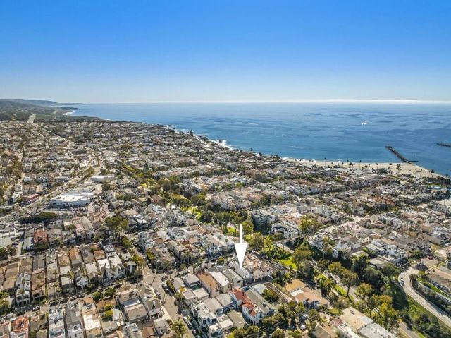411 Goldenrod B, Corona Del Mar, CA 92625