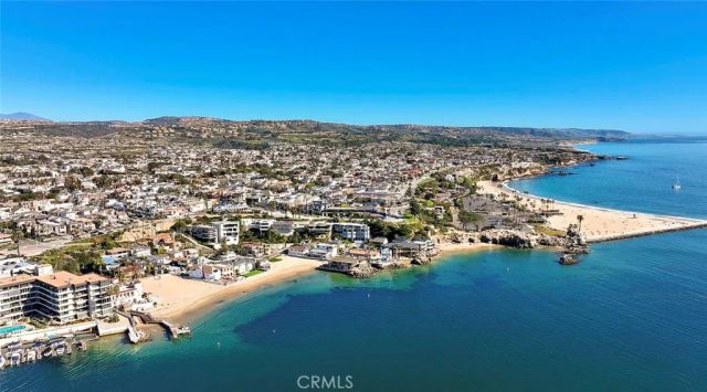 411 Goldenrod B, Corona Del Mar, CA 92625