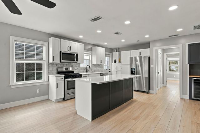 6026 Velasco Avenue, Dallas, TX 75206