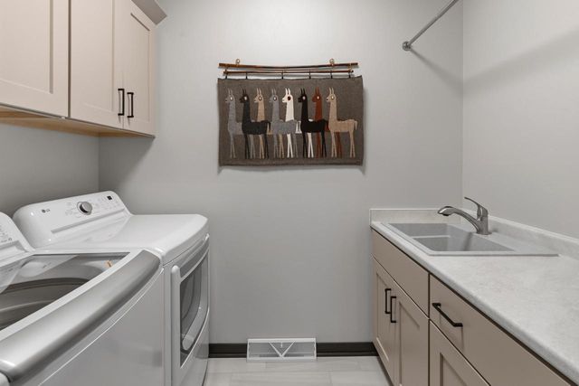 1400 LIGHTHOUSE VILLAGE ROAD, Fond Du Lac, WI 54937