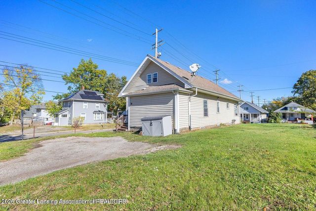 400 Lathrop Street, Lansing, MI 48912