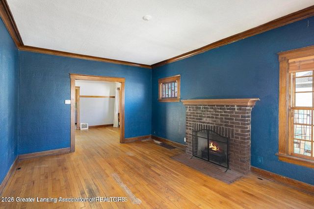 400 Lathrop Street, Lansing, MI 48912