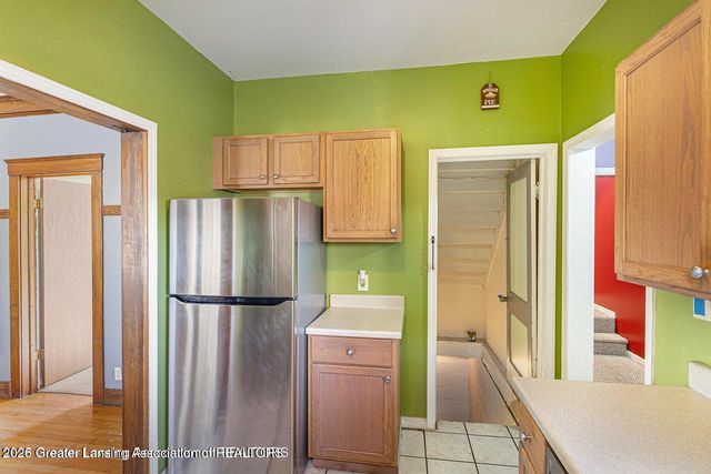 400 Lathrop Street, Lansing, MI 48912