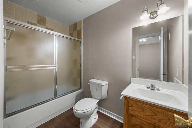 1402 W Kiwi Avenue, Pharr, TX 78577