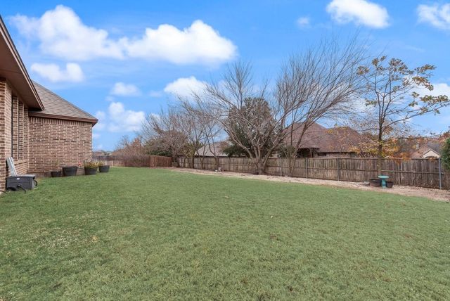 311 Covington Lane, Ovilla, TX 75154