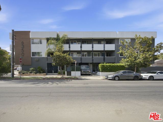 6350 Willoughby Avenue 9, Los Angeles, CA 90038