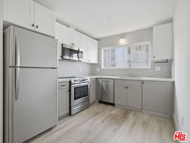 6350 Willoughby Avenue 9, Los Angeles, CA 90038