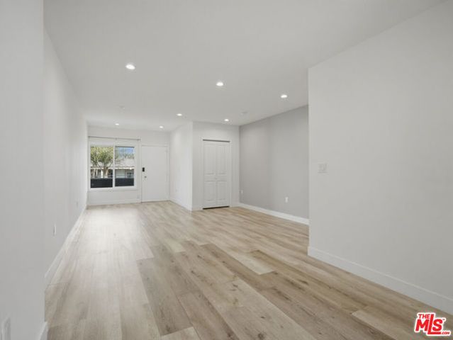6350 Willoughby Avenue 9, Los Angeles, CA 90038
