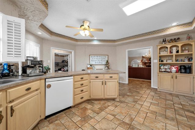 36038 Cedar Ridge Drive, Whitney, TX 76692