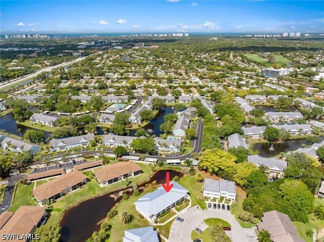 151 Cypress WAY E D3, Naples, FL 34110