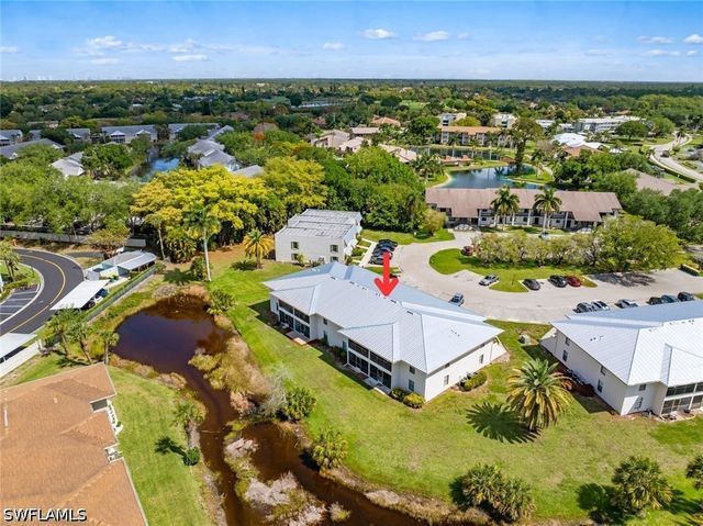 151 Cypress WAY E D3, Naples, FL 34110