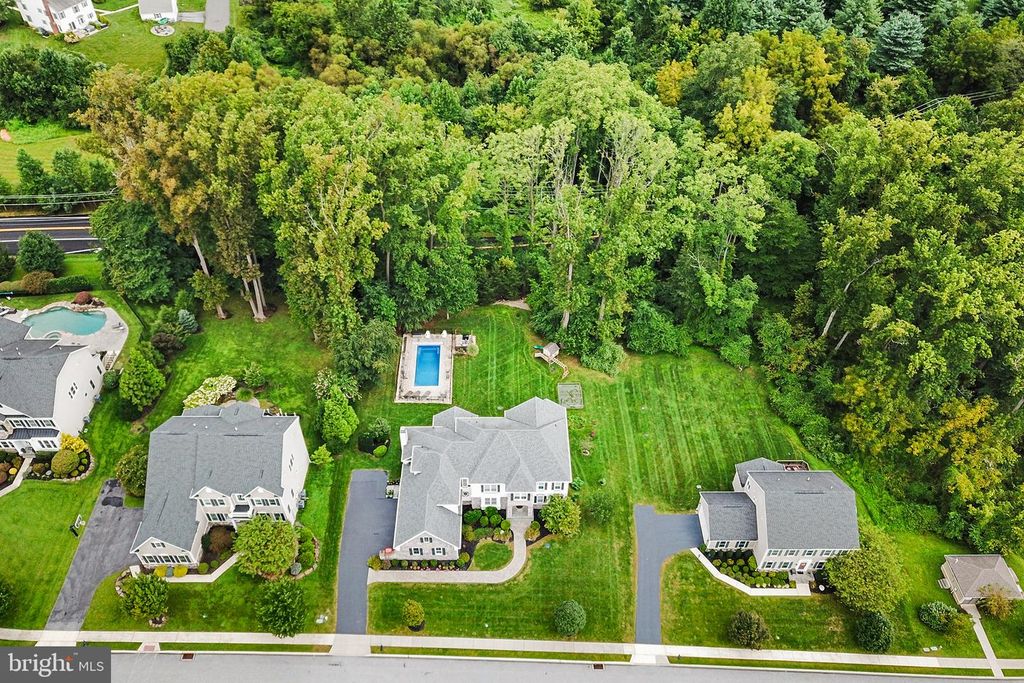 5 PINE VALLEY CT, GLEN MILLS, PA 19342 — photo 2