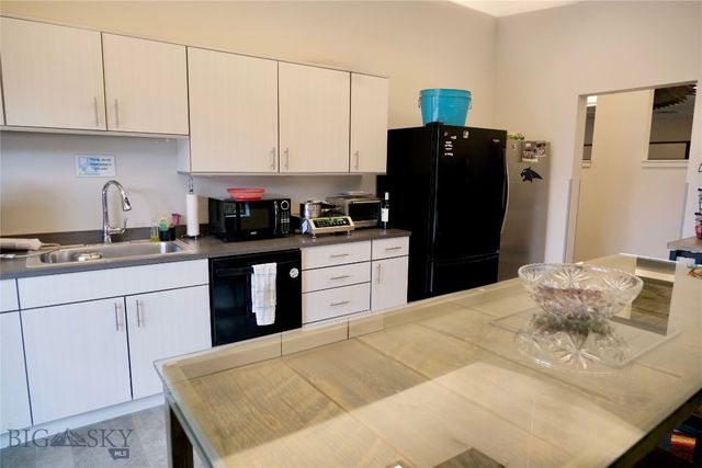 149 Willow Peak Drive, Bozeman, MT 59718