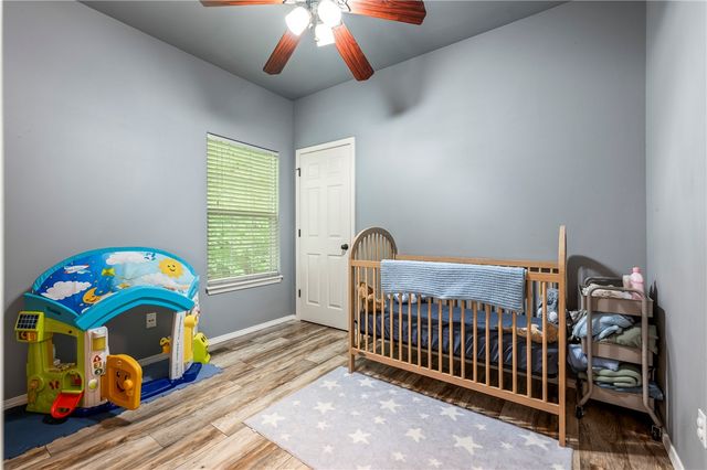 9 Llanon Lane, Bella Vista, AR 72714