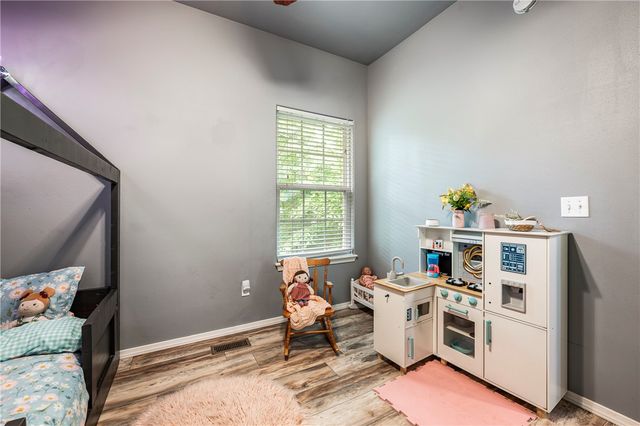 9 Llanon Lane, Bella Vista, AR 72714