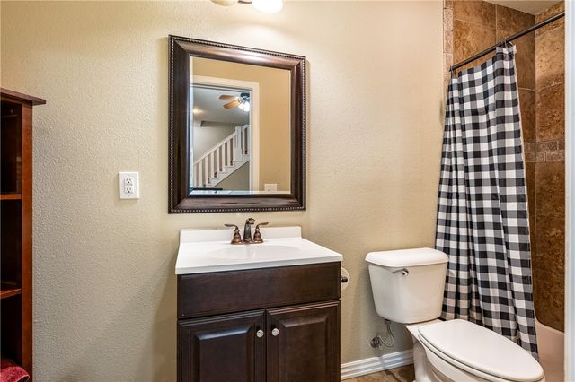 9 Llanon Lane, Bella Vista, AR 72714