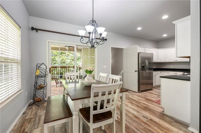 9 Llanon Lane, Bella Vista, AR 72714
