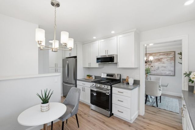 1140 Almanor Avenue, Menlo Park, CA 94025