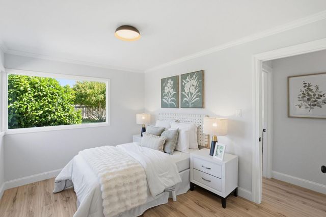 1140 Almanor Avenue, Menlo Park, CA 94025