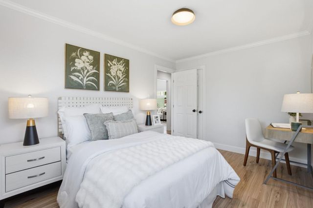 1140 Almanor Avenue, Menlo Park, CA 94025