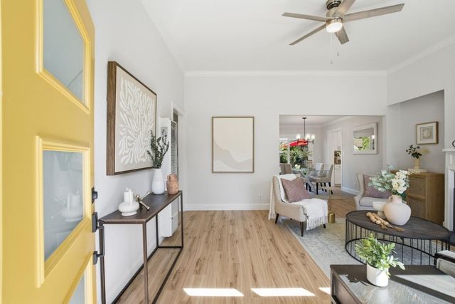 1140 Almanor Avenue, Menlo Park, CA 94025