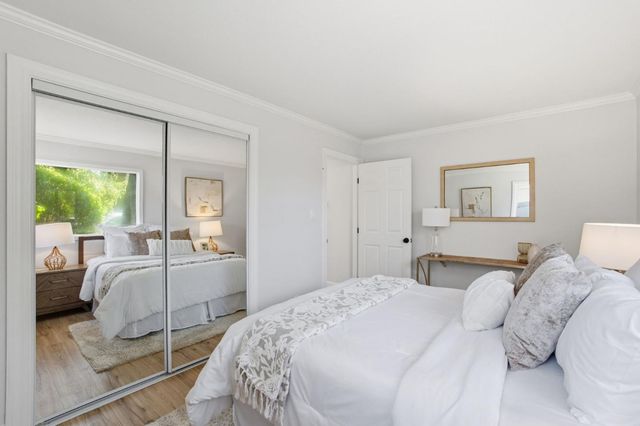 1140 Almanor Avenue, Menlo Park, CA 94025