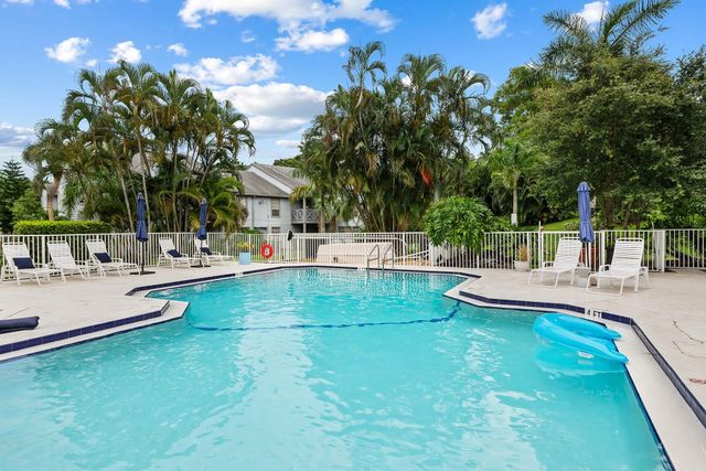 5095 Heatherhill Lane 8, Boca Raton, FL 33486