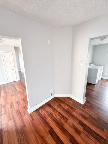 2711 Avenue K, Galveston, TX 77550