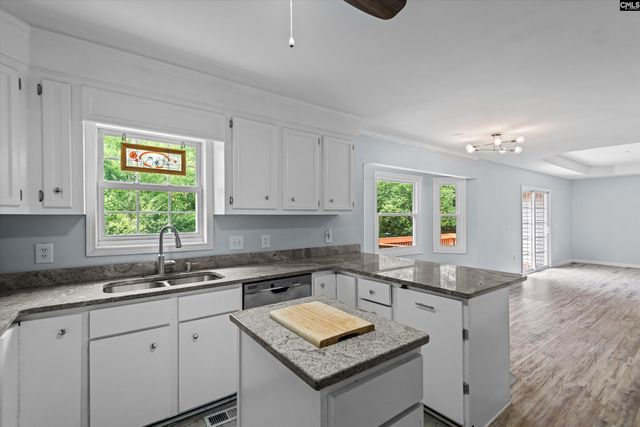 156 Crown Point Road, Lexington, SC 29073