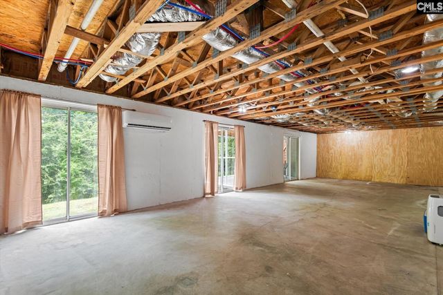 156 Crown Point Road, Lexington, SC 29073