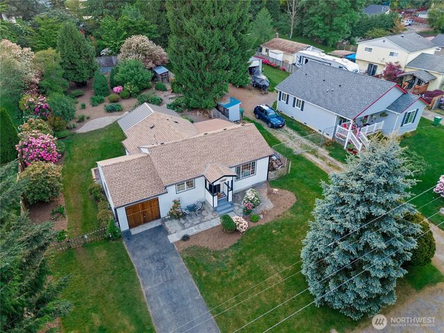 23114 29th Avenue W, Brier, WA 98036