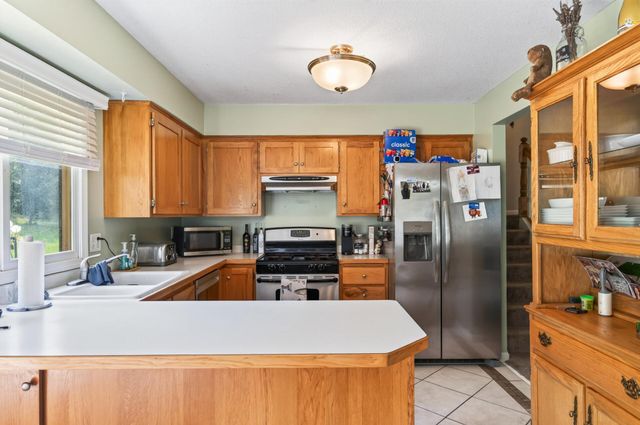 7460 Berkshire Way, Maple Grove, MN 55311