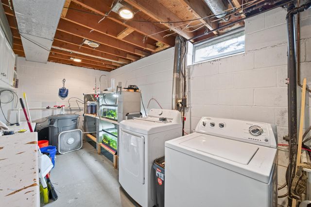 7460 Berkshire Way, Maple Grove, MN 55311