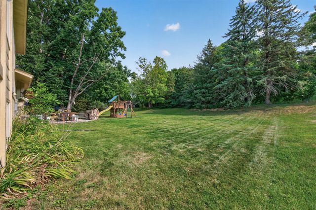 7460 Berkshire Way, Maple Grove, MN 55311