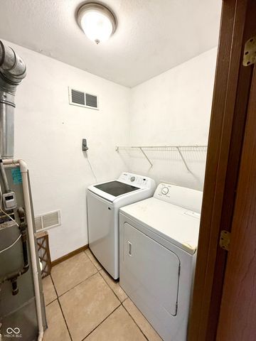 1209 Wolf Run, Anderson, IN 46013