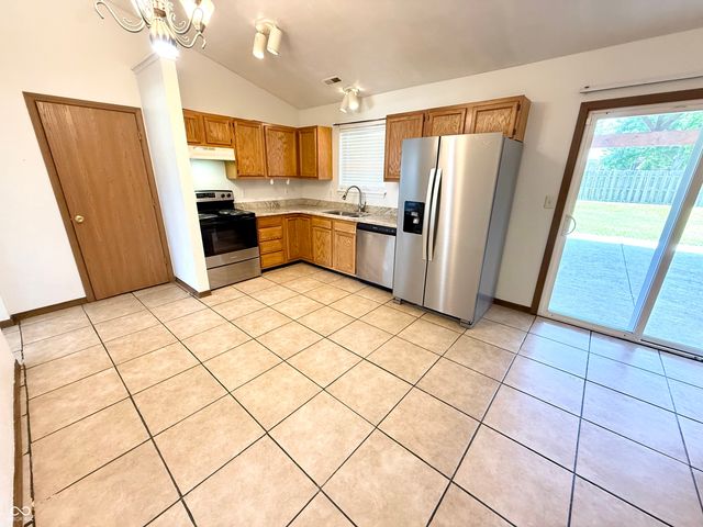 1209 Wolf Run, Anderson, IN 46013