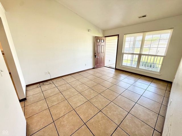 1209 Wolf Run, Anderson, IN 46013